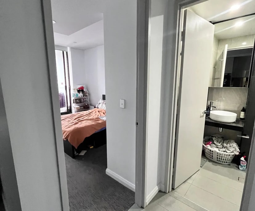Unfurnished room with own bathroom