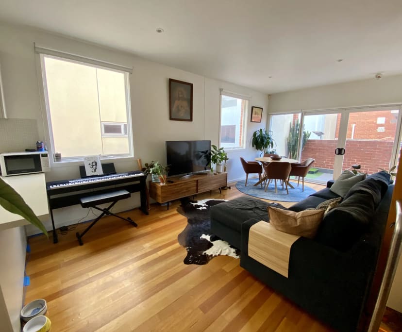 Whole property with 3 rooms for rent