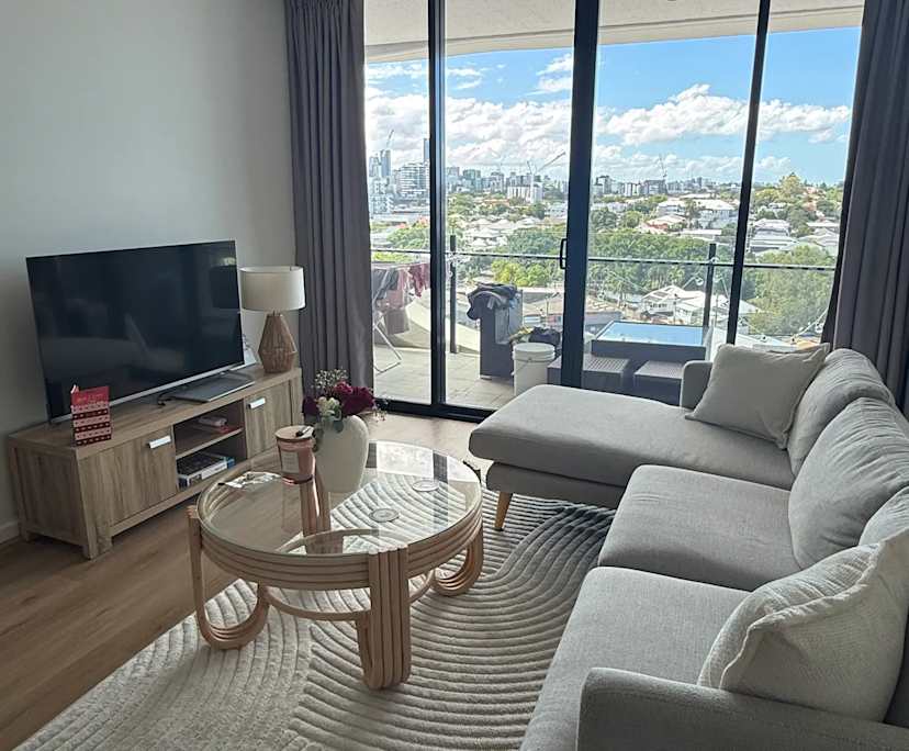 Whole property with 2 rooms for rent