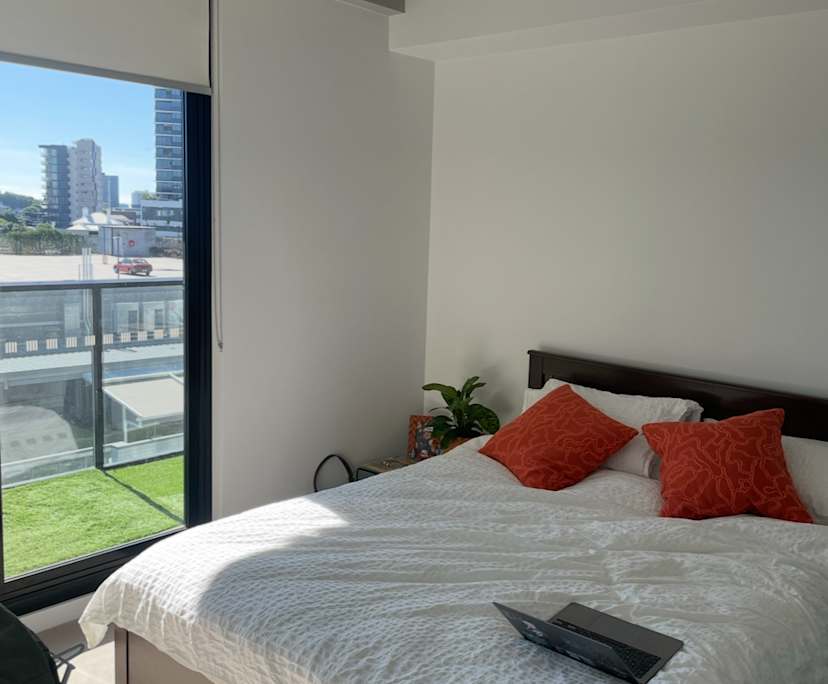 Furnished room with own bathroom