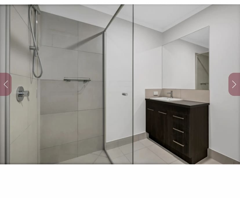 $285, Share-house, 2 bathrooms, Nirimba QLD 4551