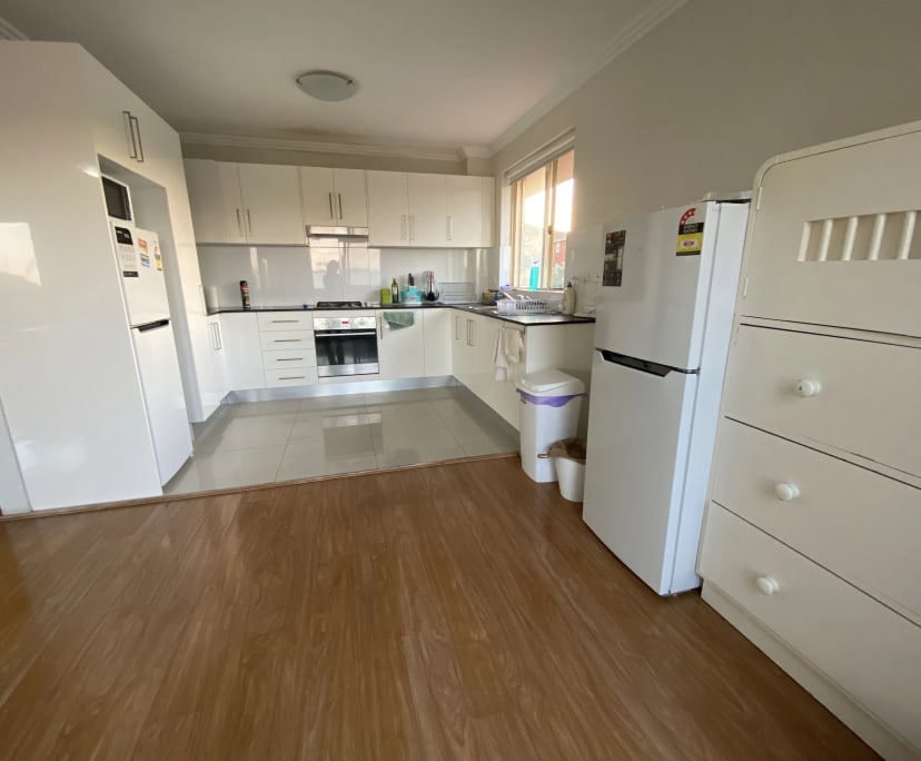 $350, Flatshare, 3 bathrooms, Campsie NSW 2194