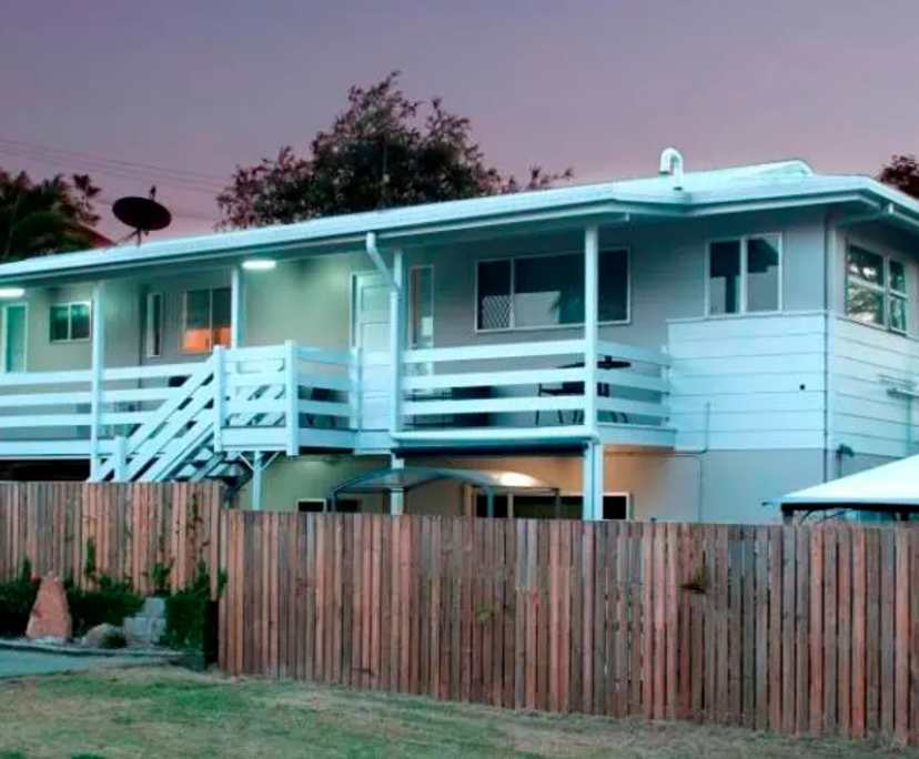 $300, Share-house, 3 bathrooms, West Gladstone QLD 4680