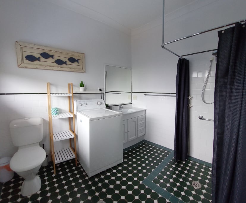 Granny Flat for Rent in Coffs Harbour, NSW 325, F...