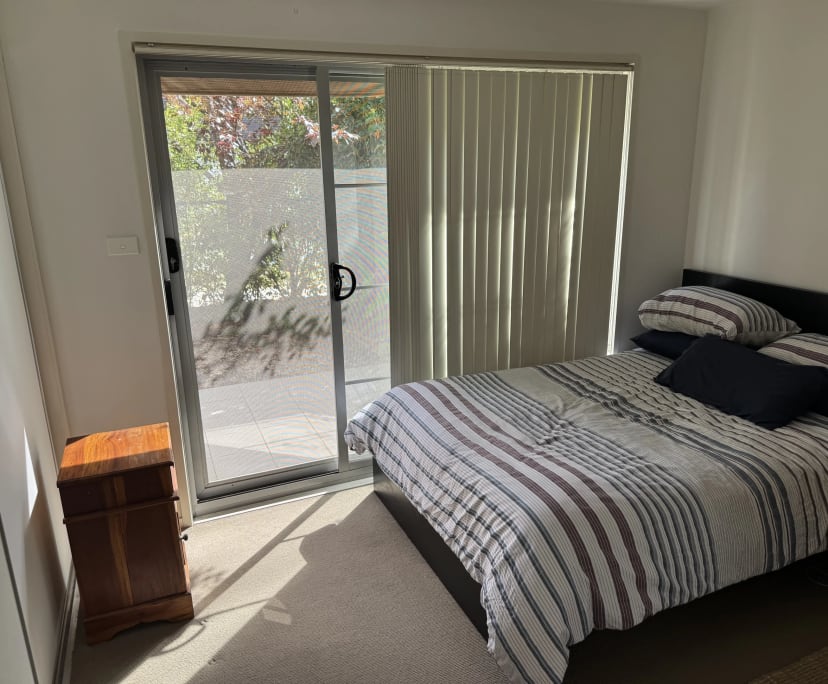 Unfurnished room with ensuite in a flatshare
