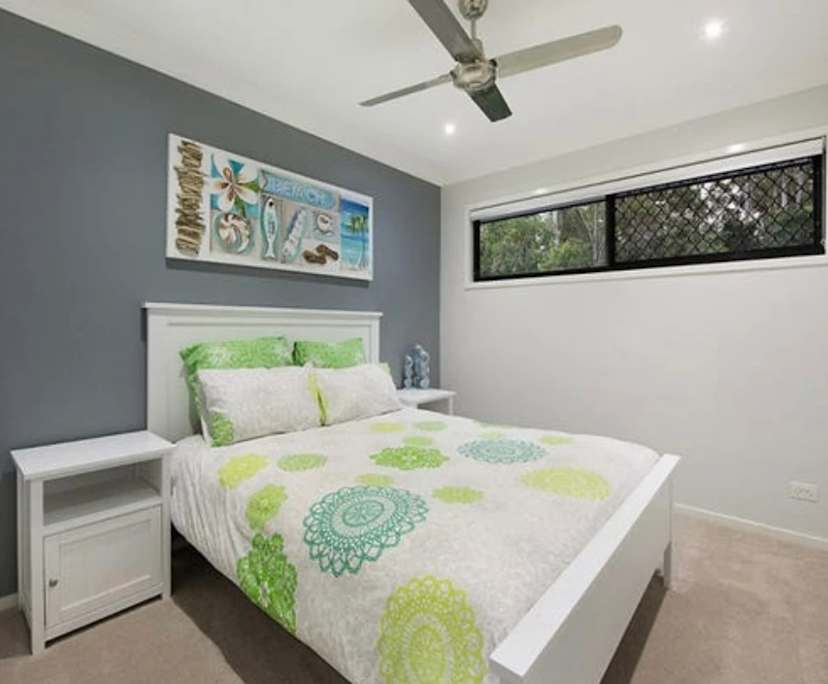 Furnished room with own bathroom