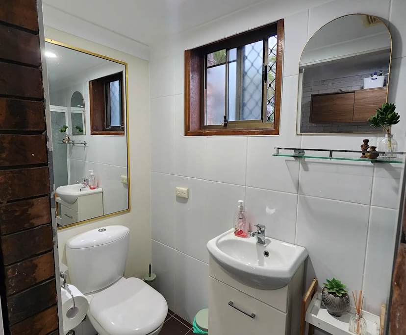 $375, Share-house, 6 bathrooms, Ashmore QLD 4214