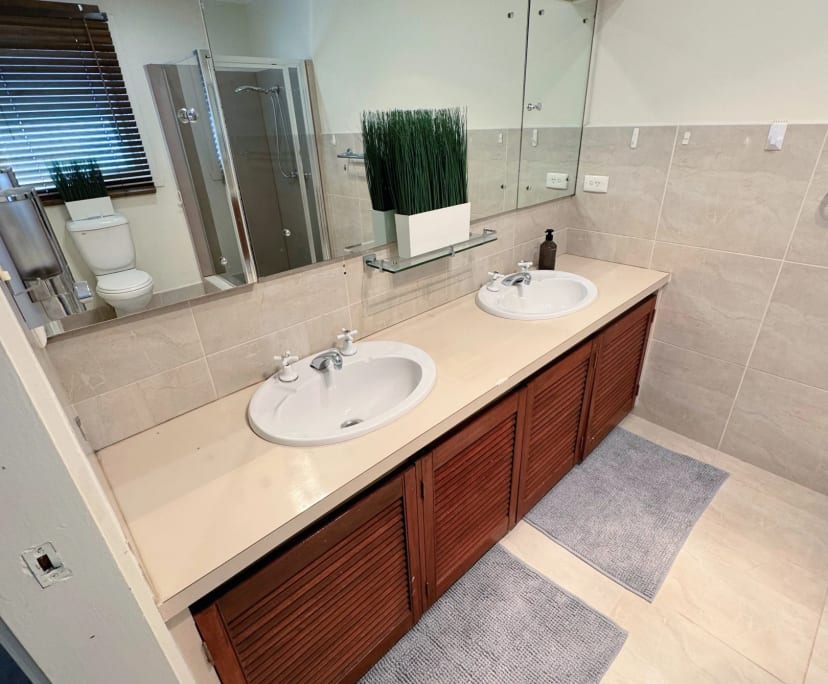 $340, Share-house, 6 bathrooms, Doncaster VIC 3108