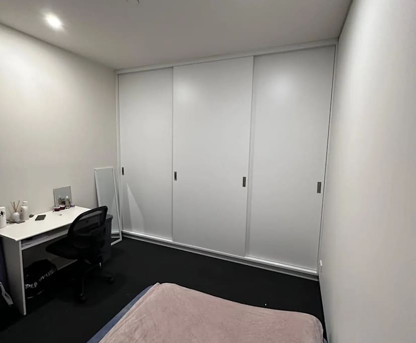 propertyImage