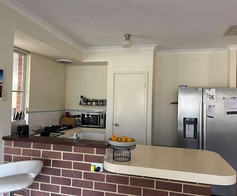 Room in a share house