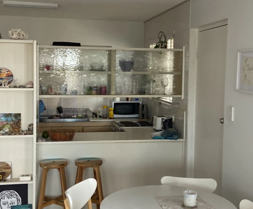 Furnished room in a flatshare