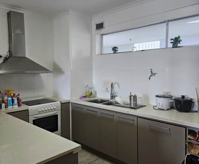$180, Flatshare, 3 bathrooms, Surfers Paradise QLD 4217