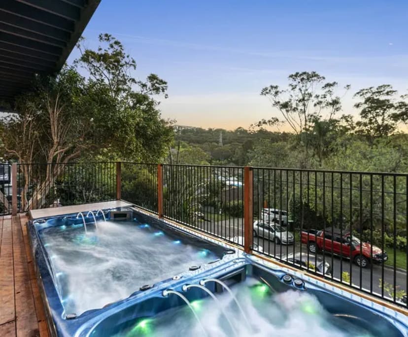 $425, Homestay, 4 bathrooms, Frenchs Forest NSW 2086