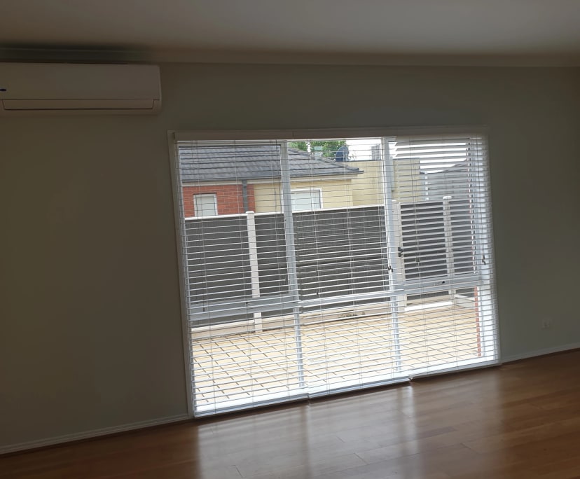 Whole property with 3 rooms for rent