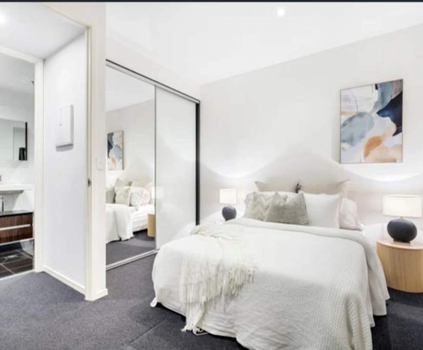 Furnished room with own bathroom