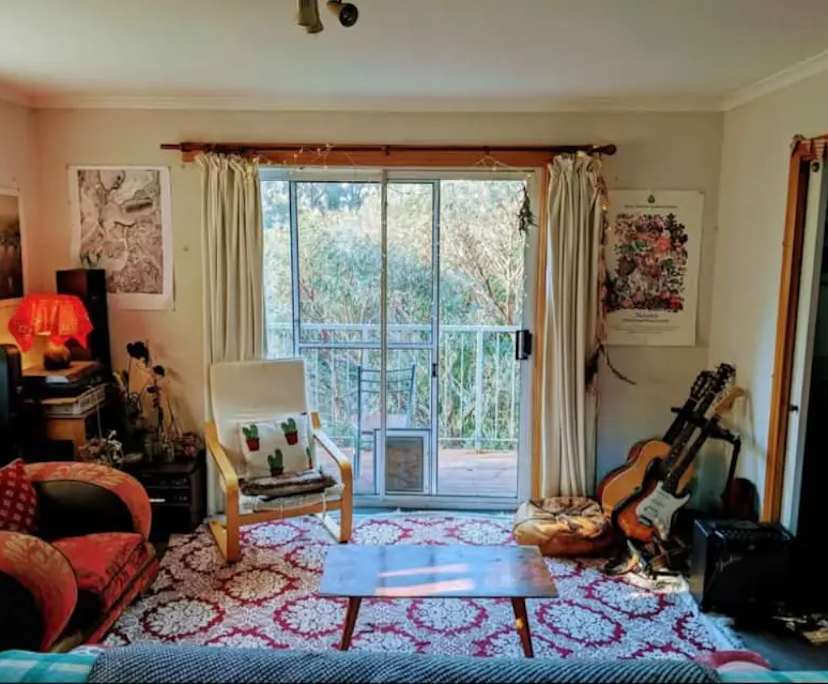 Room in a share house