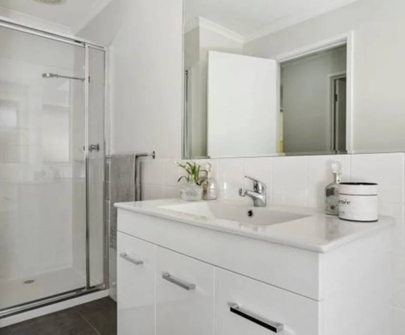 $250, Flatshare, 2 bathrooms, Grovedale VIC 3216