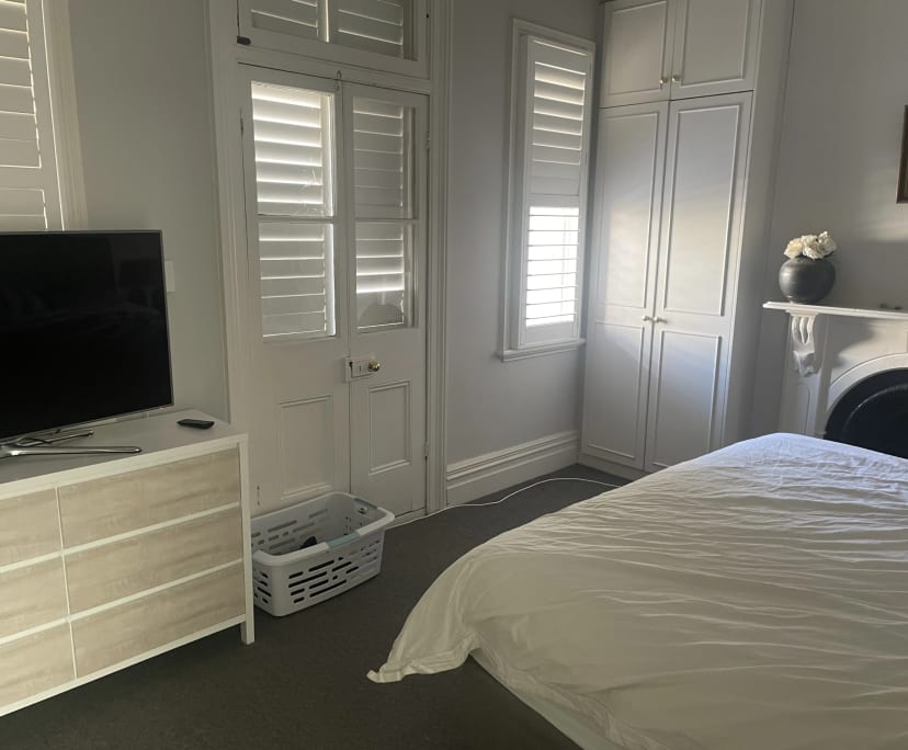 Room in a share house