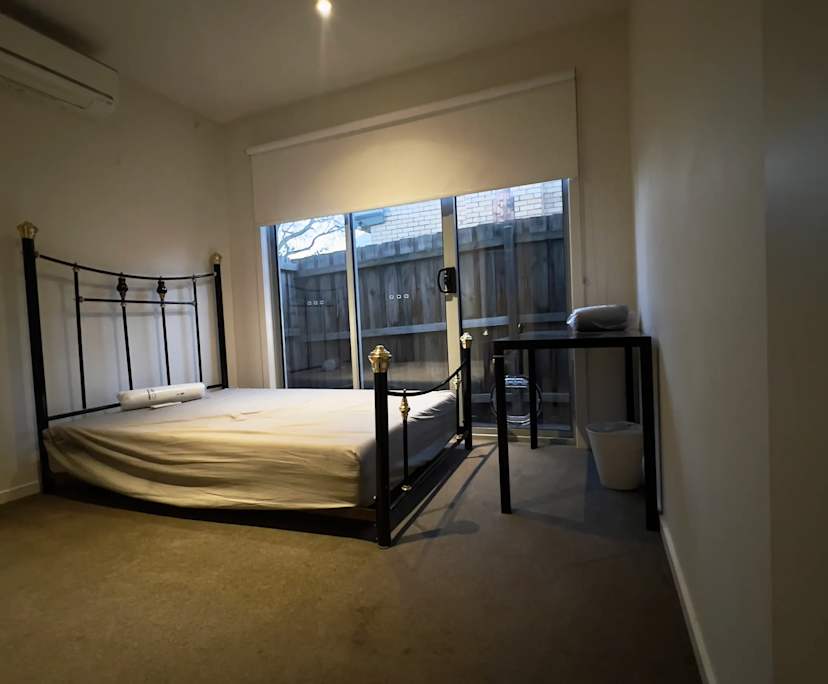 $240, Share-house, 2 bathrooms, Fairfield VIC 3078