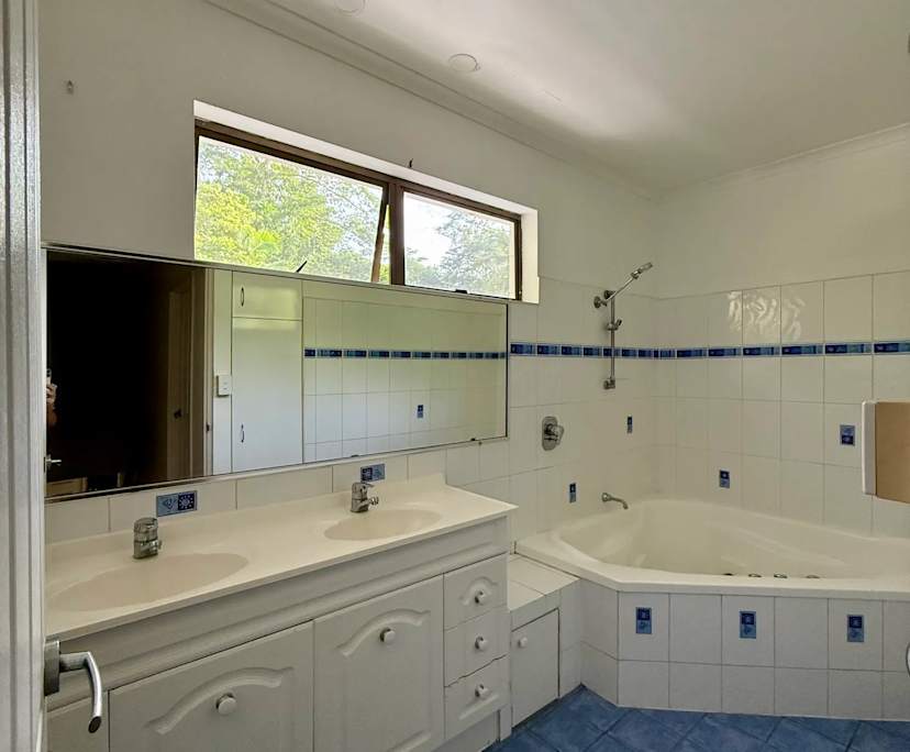 $214, Share-house, 5 bathrooms, Bayview Heights QLD 4868