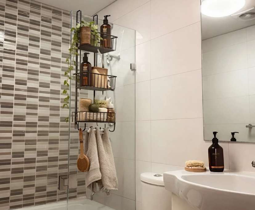 $370, Flatshare, 2 bathrooms, Darlinghurst NSW 2010