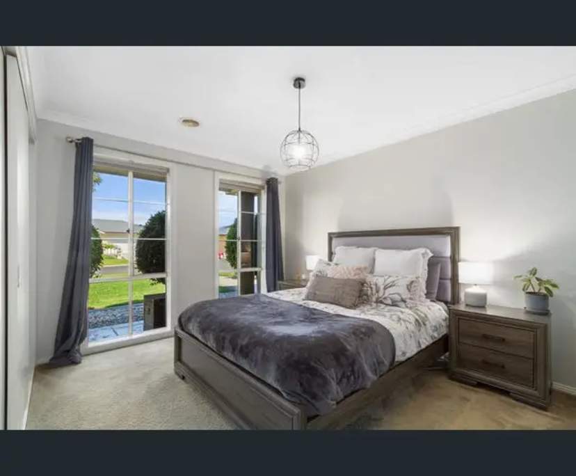 Furnished room in a share house