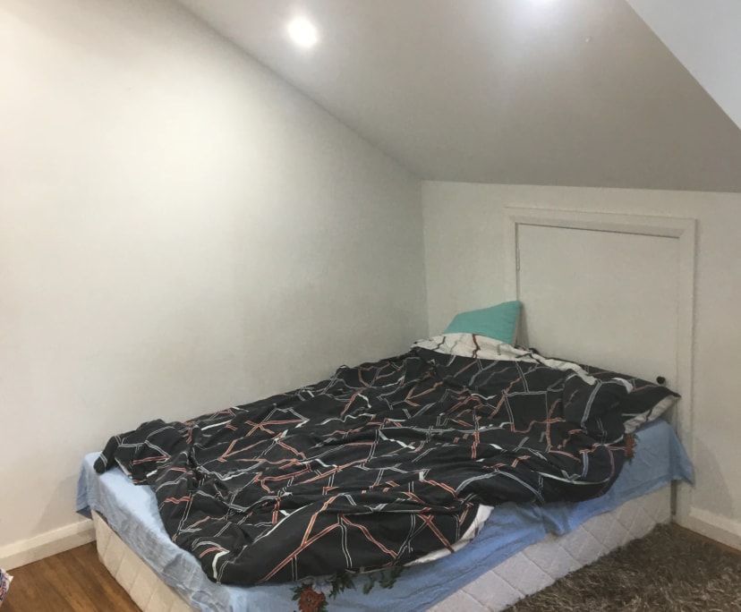 $370, Share-house, 5 bathrooms, Enmore NSW 2042
