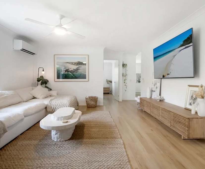 $350, Share-house, 3 bathrooms, Currumbin Waters QLD 4223