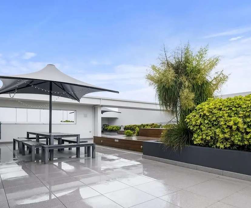 $450, Flatshare, 2 bathrooms, Toowong QLD 4066