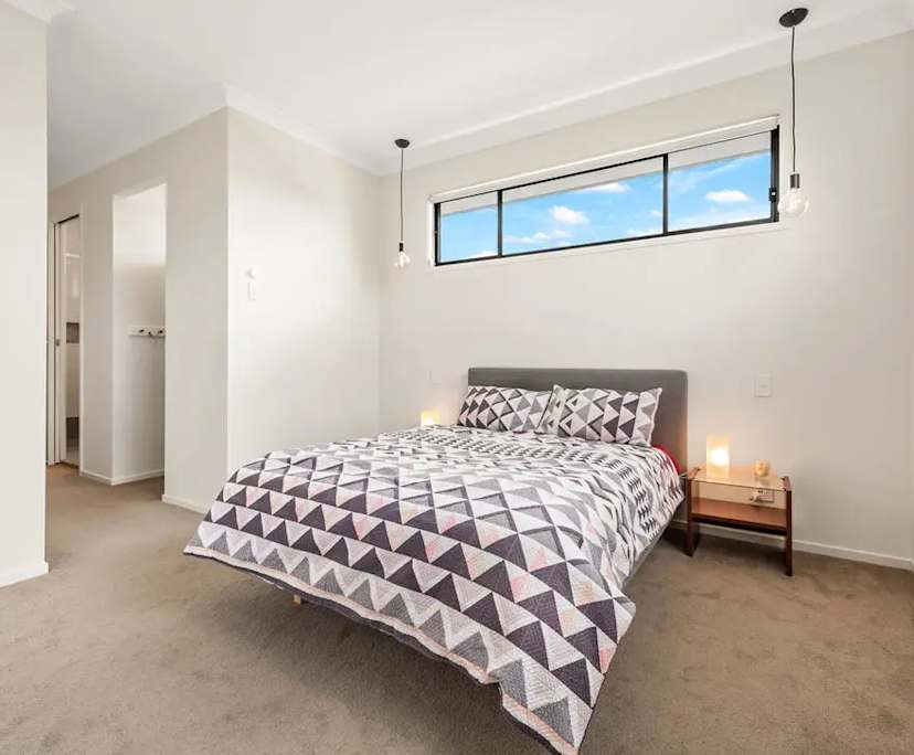 Furnished room with ensuite in a share house