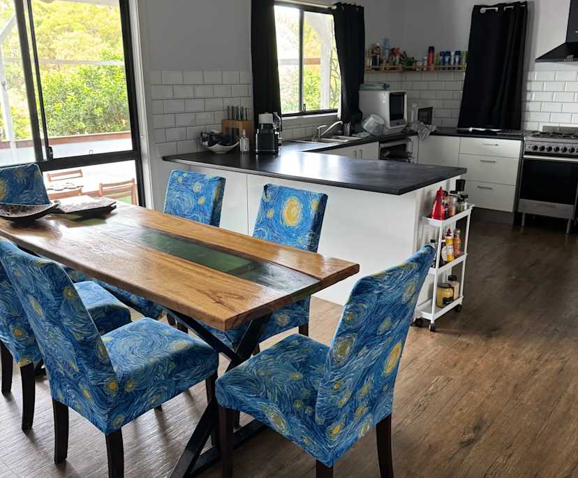 Furnished room with own bathroom