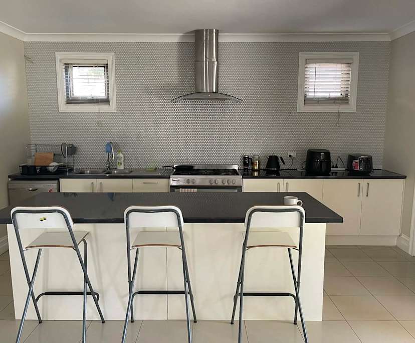 Room in a share house