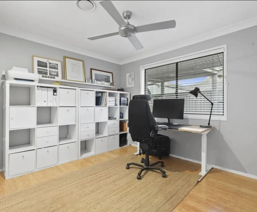 $375, Share-house, 5 bathrooms, Mermaid Waters QLD 4218