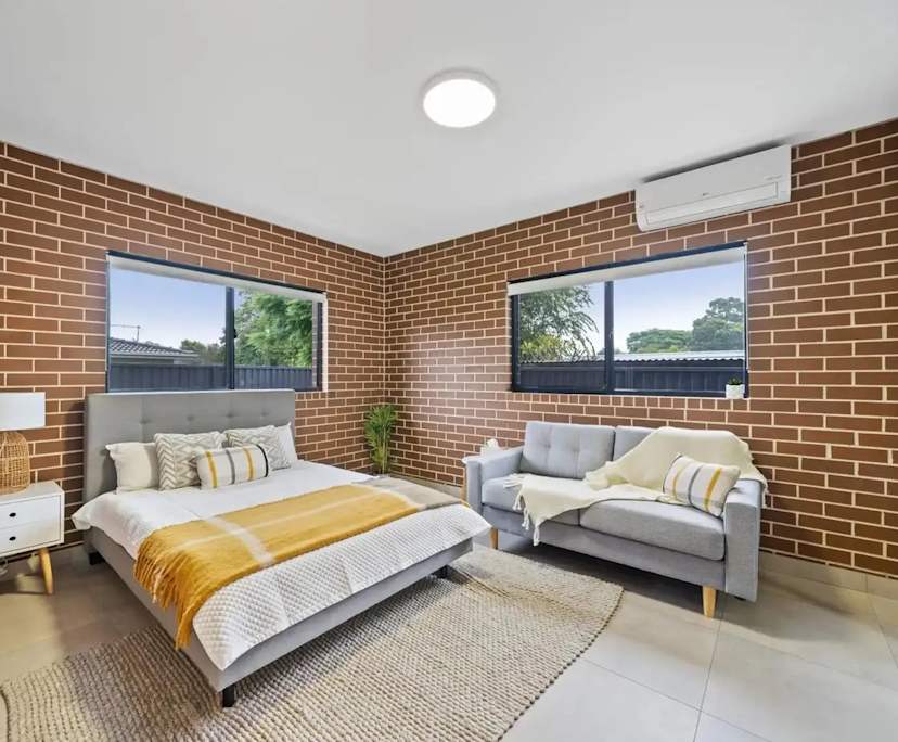 $430, Studio, 1 bathroom, Saint Marys NSW 2760