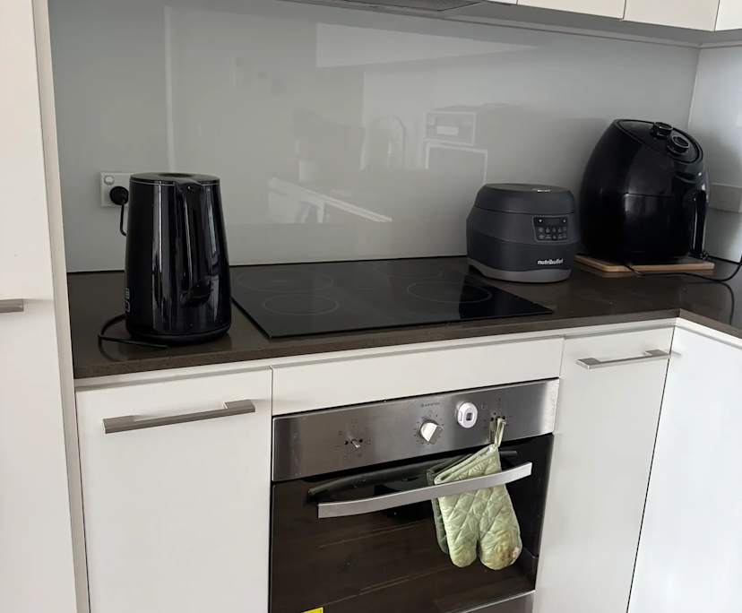 Furnished room with own bathroom