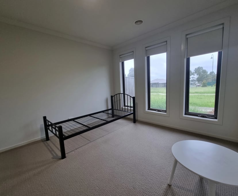 Unfurnished room in a share house