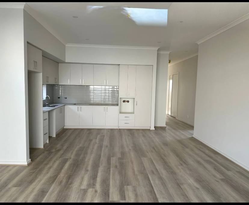 $610, Whole-property, 4 bathrooms, Thornhill Park VIC 3335