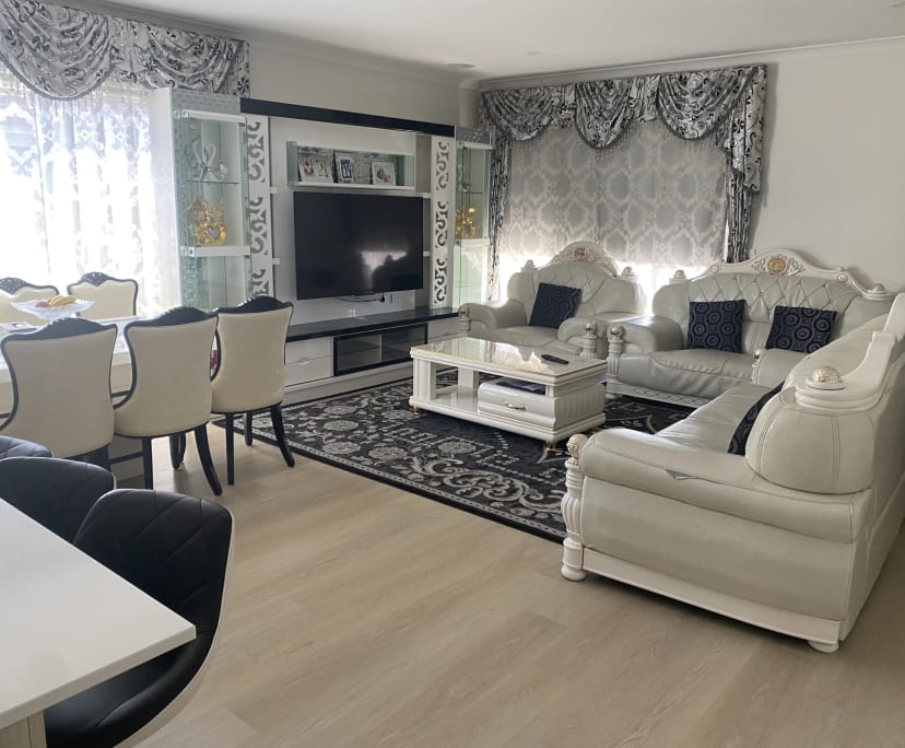 Furnished room in a share house