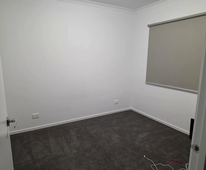Unfurnished room with own bathroom