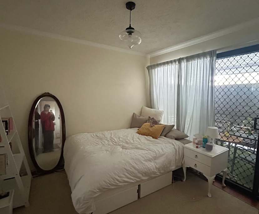 Furnished room with own bathroom