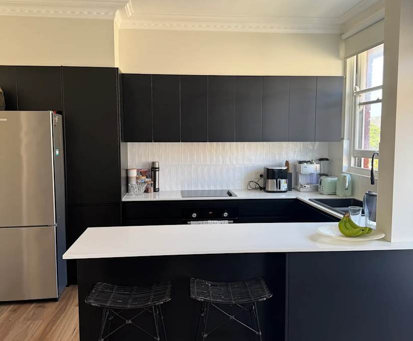 Furnished room in a flatshare