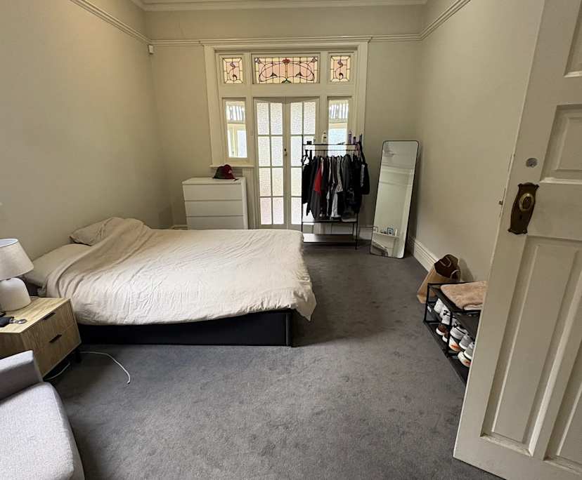 Furnished room in a share house