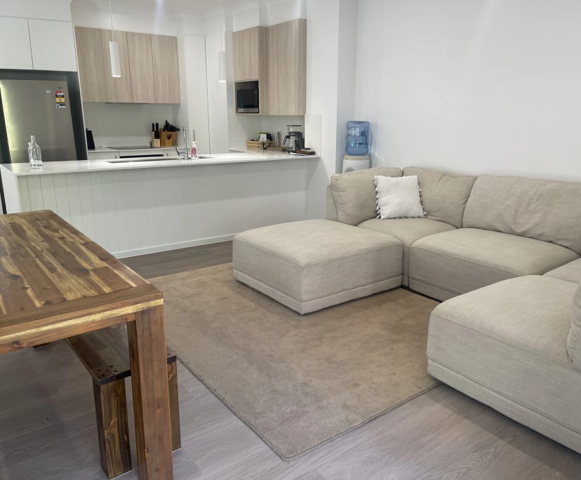 $300, Share-house, 3 bathrooms, McDowall QLD 4053