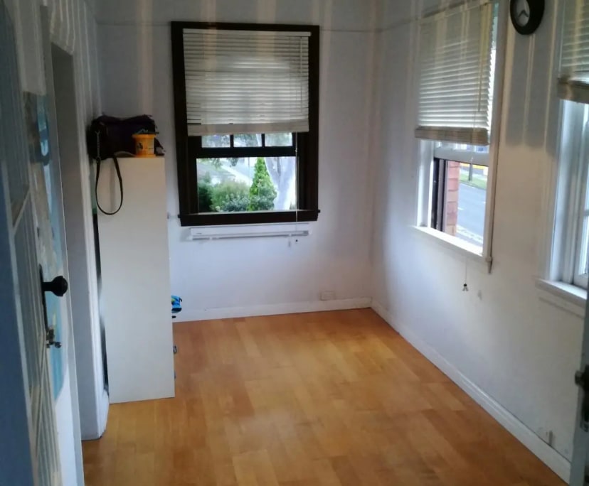 $350, Flatshare, 3 bathrooms, Summer Hill NSW 2130