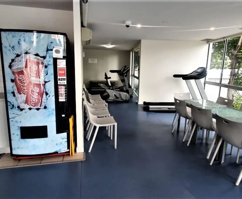 $330, Student-accommodation, 2 bathrooms, Brisbane City QLD 4000