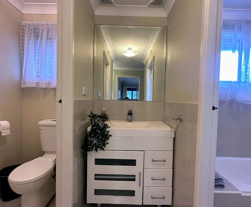 $250, Share-house, 6 bathrooms, Castle Hill NSW 2154