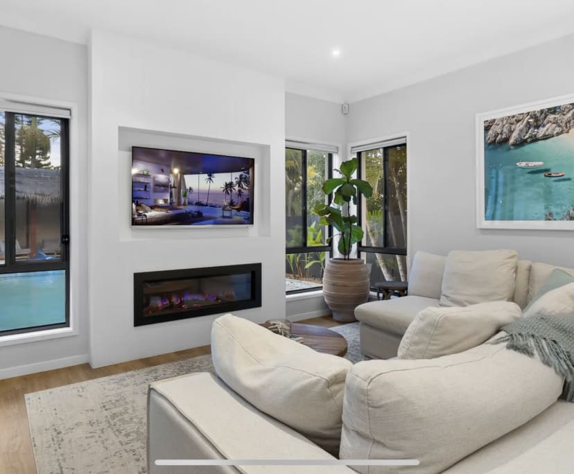 $265, Share-house, 6 bathrooms, Molendinar QLD 4214