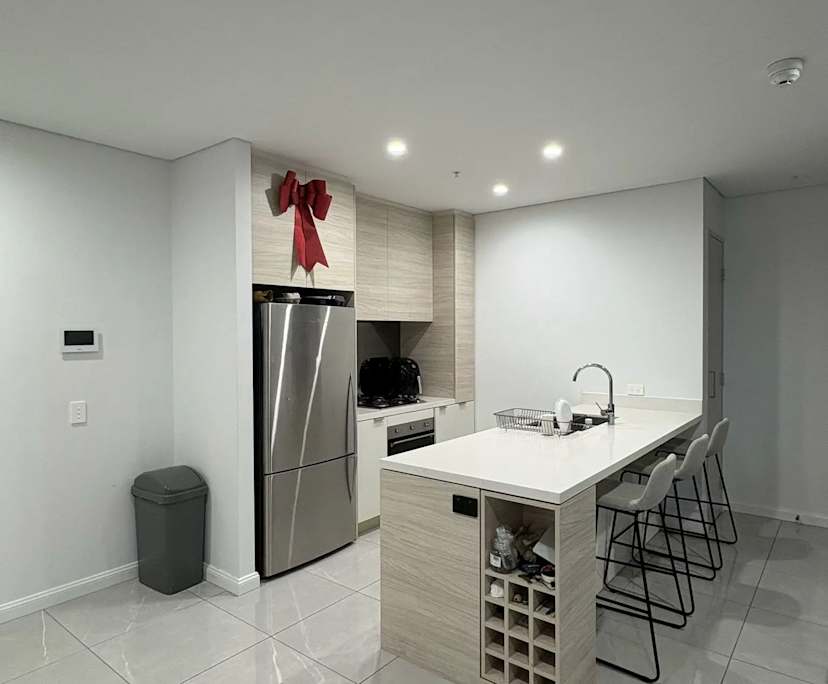 $630, Flatshare, 3 bathrooms, Surfers Paradise QLD 4217