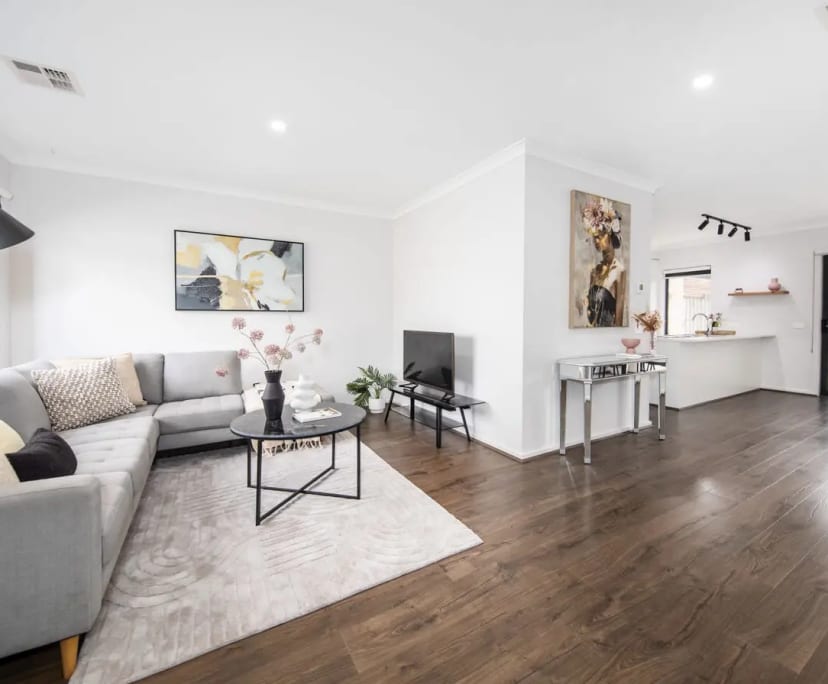 $220, Share-house, 3 bathrooms, Donnybrook VIC 3064