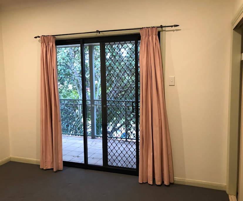$300, Share-house, 2 rooms, Saint Lucia QLD 4067, Saint Lucia QLD 4067